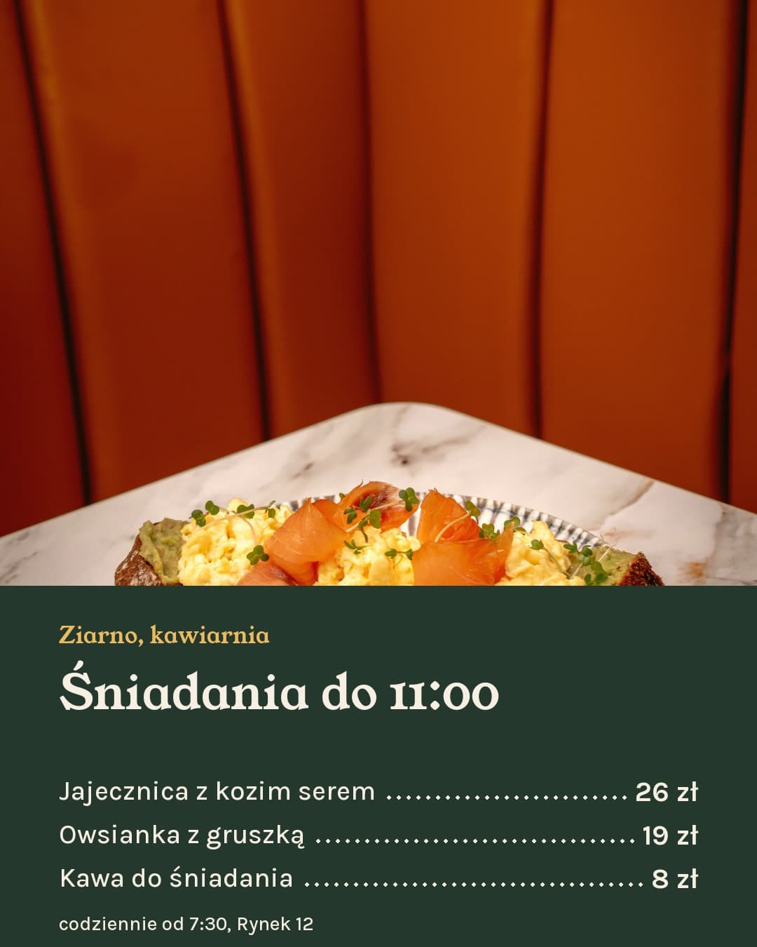 Kredens, oferta: śniadania do 11:00 z kropkowanym cennikiem nad talerzem jajecznicy